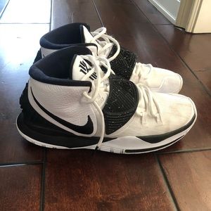 Nike Kyrie 6’s 💦